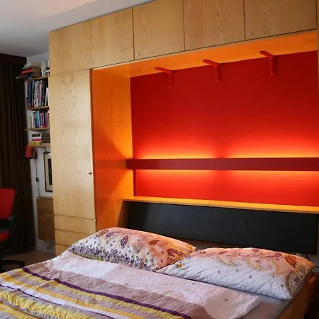 Microappartment With Bath And Cozy Balcony Apartment Davos