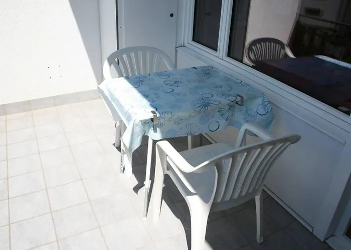 Microappartment With Bath And Cozy Balcony Daire